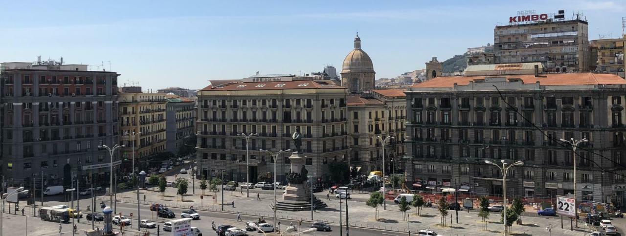 Re Ferdinando Acomodação com café da manhã Nápoles Exterior foto