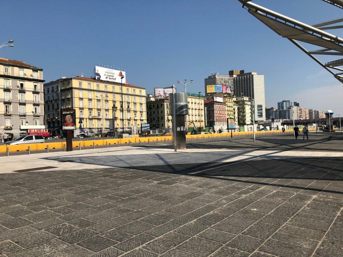 Re Ferdinando Acomodação com café da manhã Nápoles Exterior foto